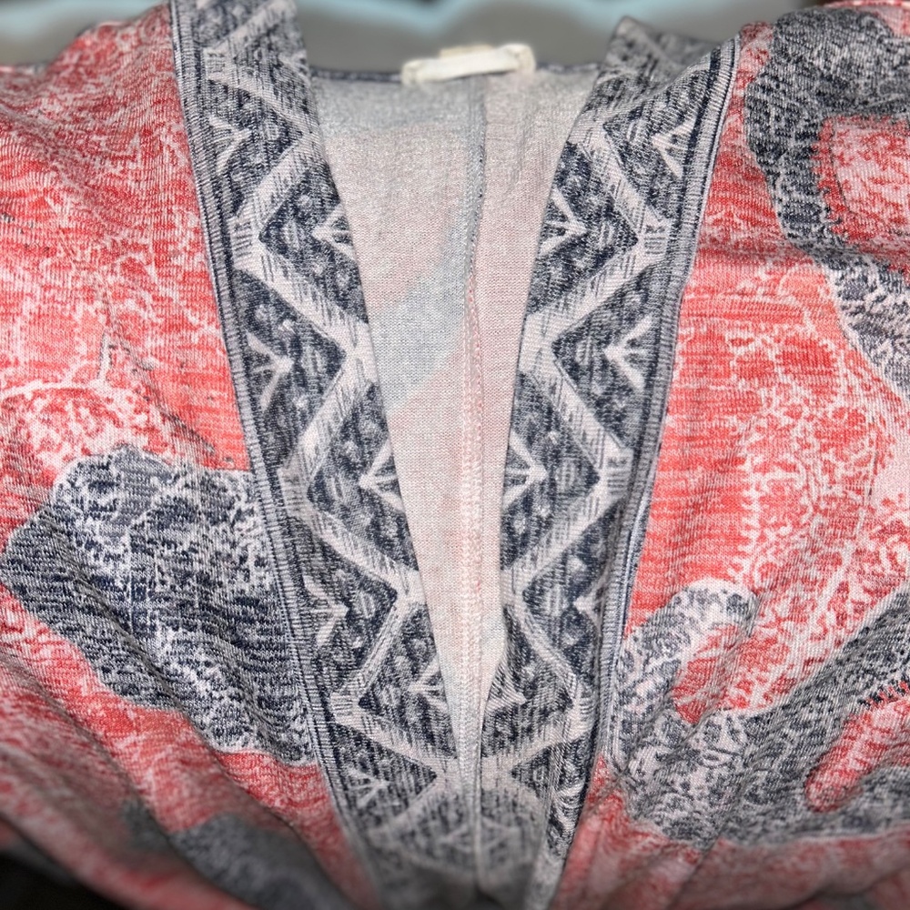 Sweater - Picture 9 of 10